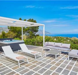 2 bedroom villa with jacuzzi & sea views, near Castellammare del Golfo, sleeps  4-5